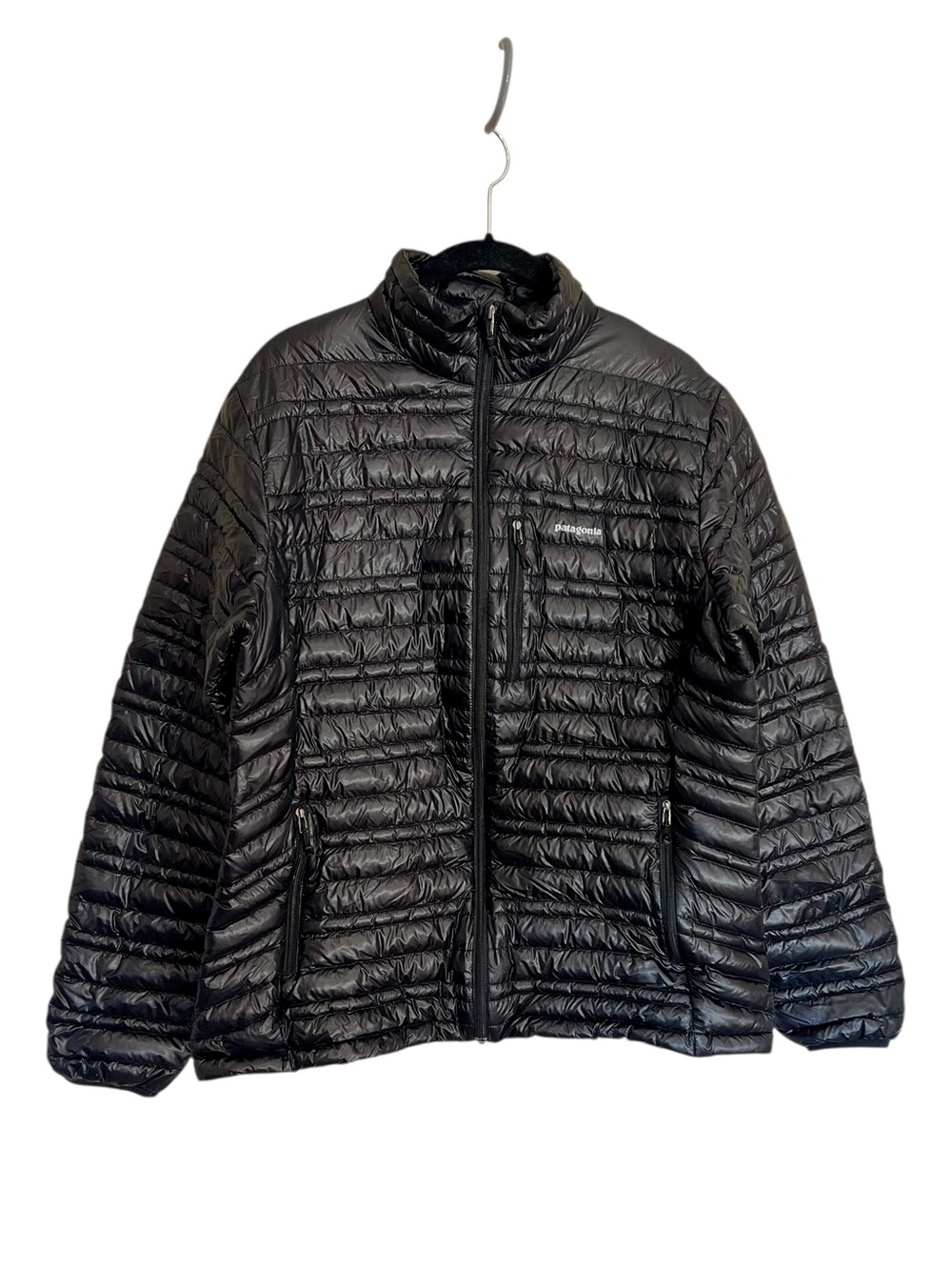 Patagonia women’s ultralight down jacket black puffer packable sz Large winter